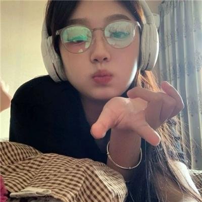 恋爱要在世界征服后
